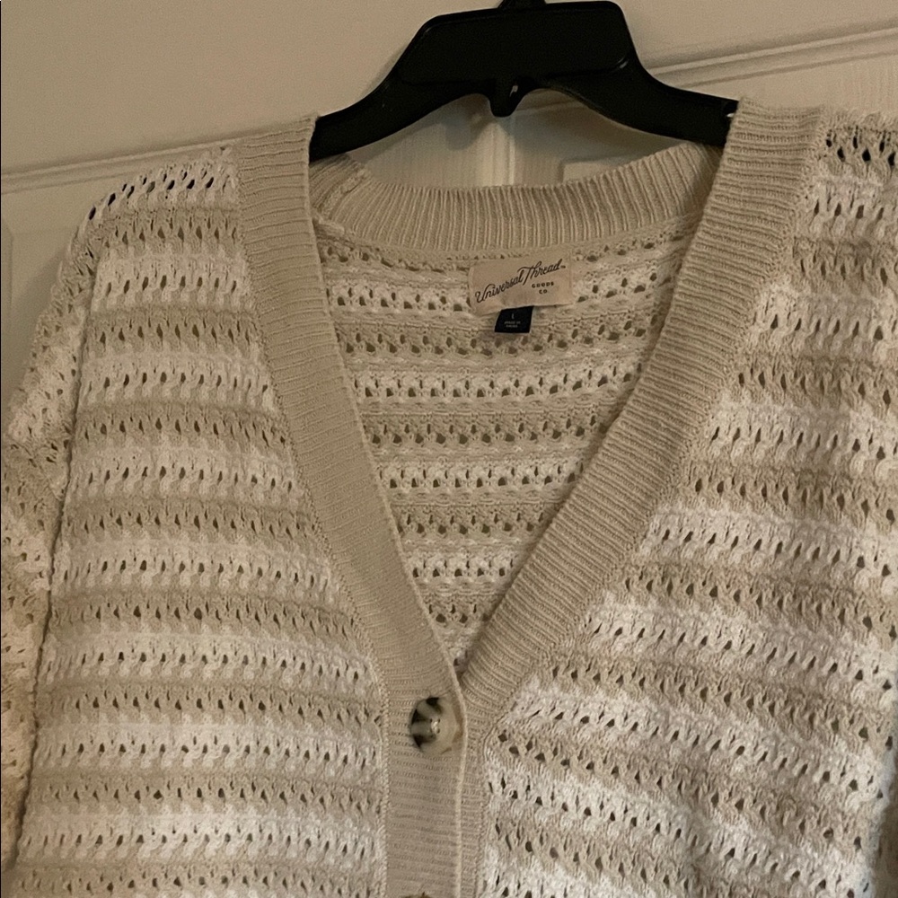 Universal Thread Beige Textured Button Cardigan - Picture 2 of 3
